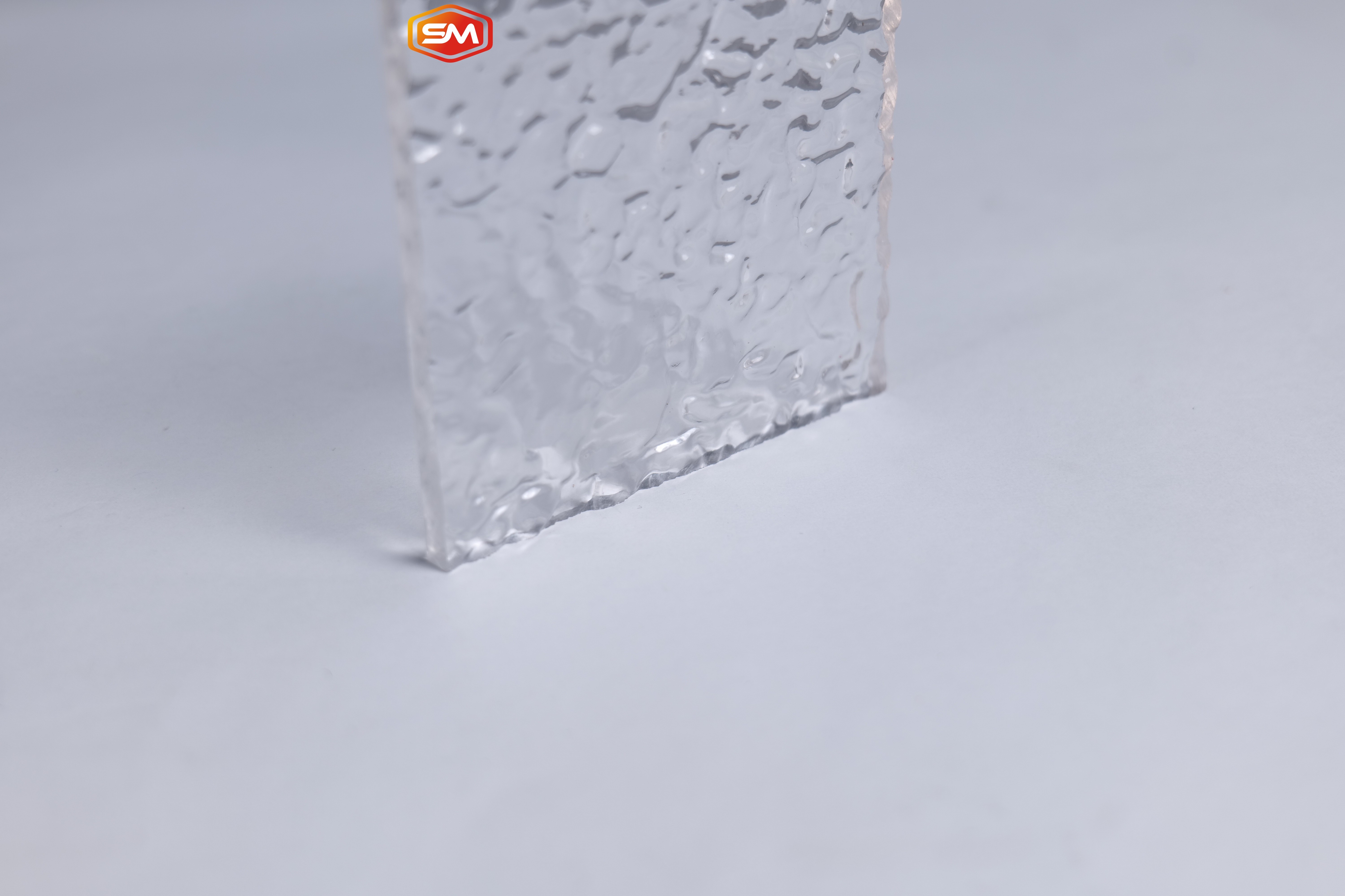 Customized Size Transparent Clear Striped PMMA Textured Acrylic Sheet For Home Decoration