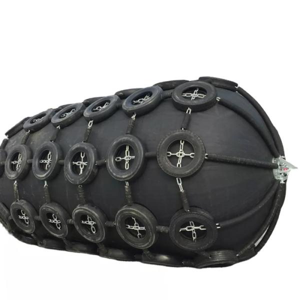 Quality 50kPa 4.5M Yokohama Rubber Fender With Heavy Duty Protection Tyre Chain Net for sale