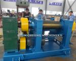 Compact Structure Rubber Mixing Machine , Open Two Roll Mixing Mill 10"