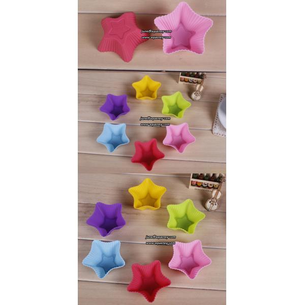 BPA Free Soft Silicone Cake Molds