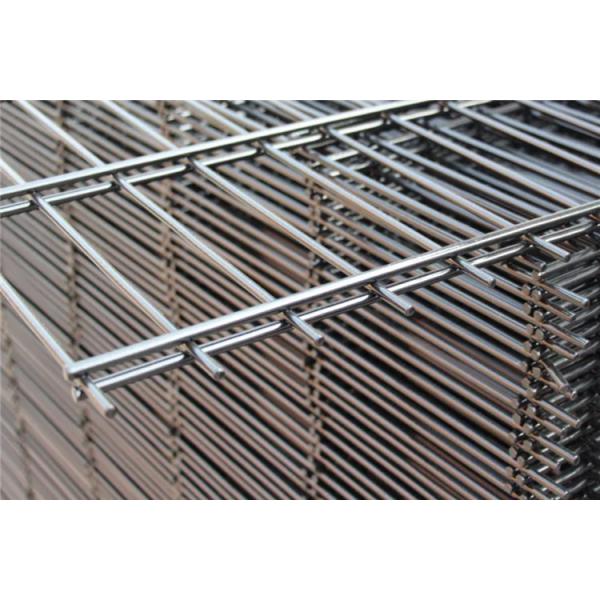 Square Post 656 Twin Wire Mesh Double Loop Garden Fence For Residential