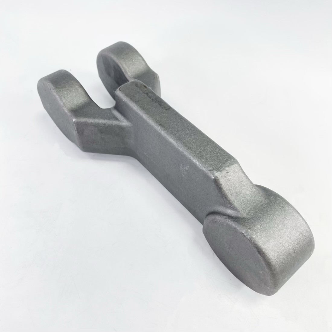 Custom Forging Services For Conveyor Chains & Scrapers | OEM Accepted