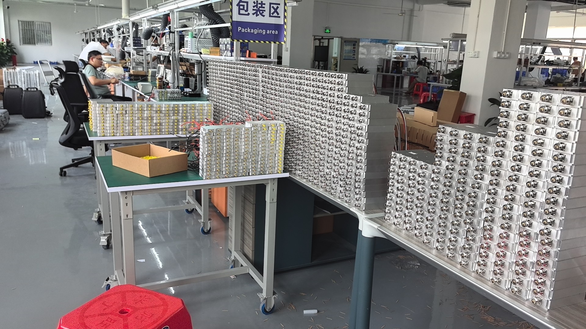 High Gain Multiple Band 433-5900 Mhz PCB Antenna with 50W Maximum Input Power