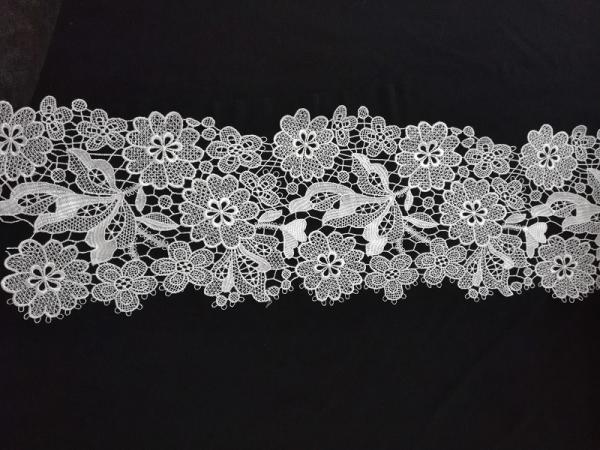 Quality White 100% Polyester Lace Trim for sale