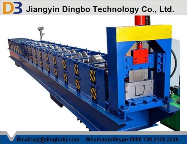 Quality Low Noise 5.5kw Standard Gutter Roll Forming Machine 15 Groups Roller for sale
