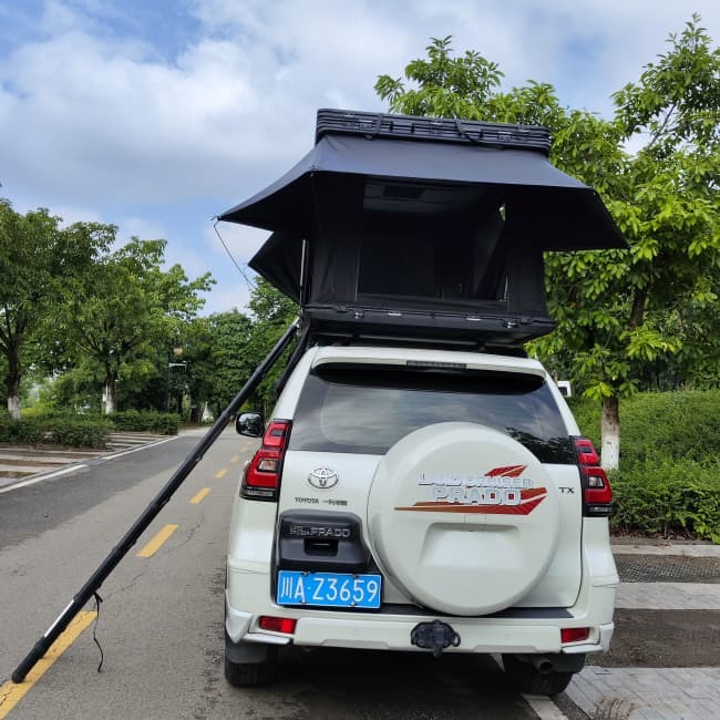 4x4 One Bedroom RTT Roof Top Tent Rooftop Clamshell Tent Rapid And Simple Setup