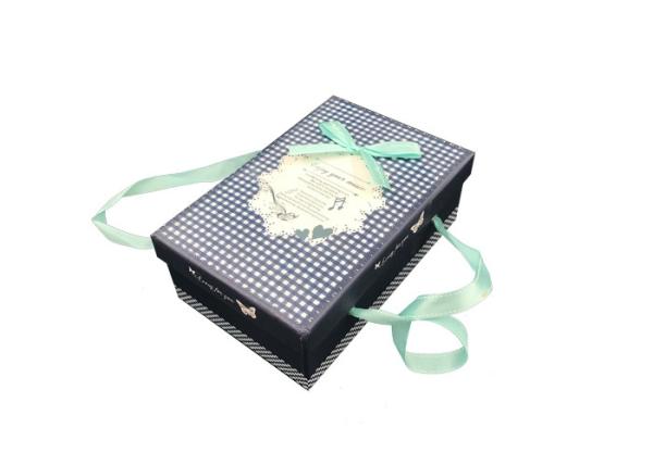 Quality Creative Paper Gift Packaging Box , Small Cardboard Presentation Boxes for sale