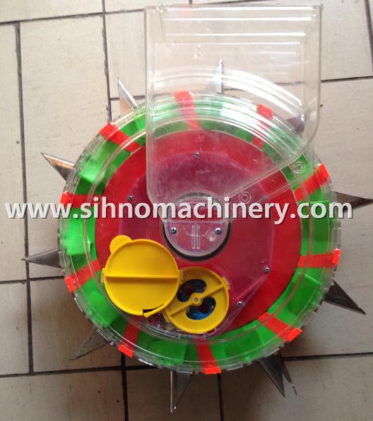 Quality 2016 new model hand seeder, manual garden planter for sale