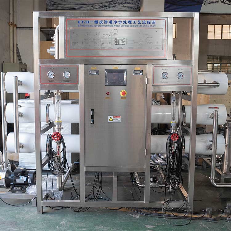 RO Membrane System Brackish Salty Seawater Desalination Equipment 50T/hour 3500KG SUS304 / S316L