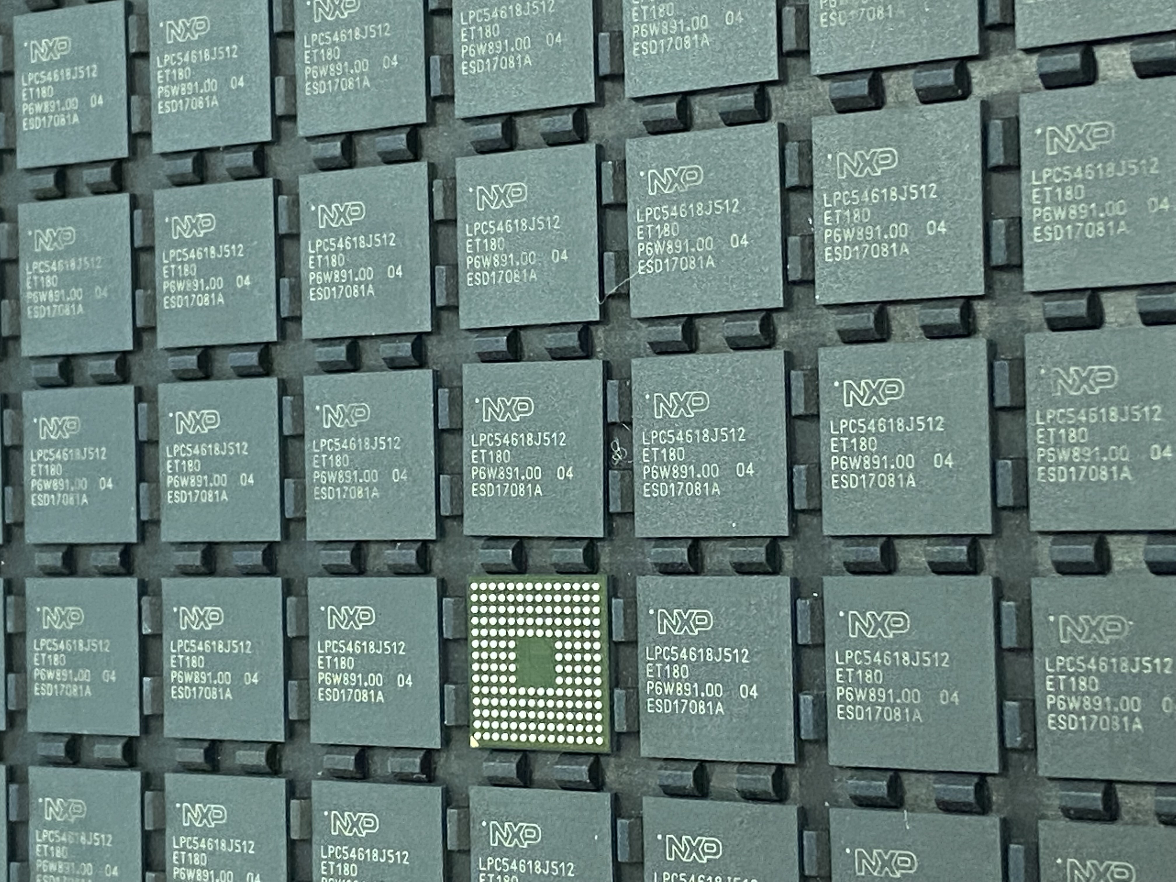 180TFBGA Microcontroller IC LPC54618J512ET180E LPC546xx MCU