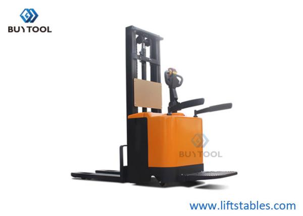 Quality Load Capacity 1-2t Electric Pallet Stacker Lifting Height 5000mm for sale
