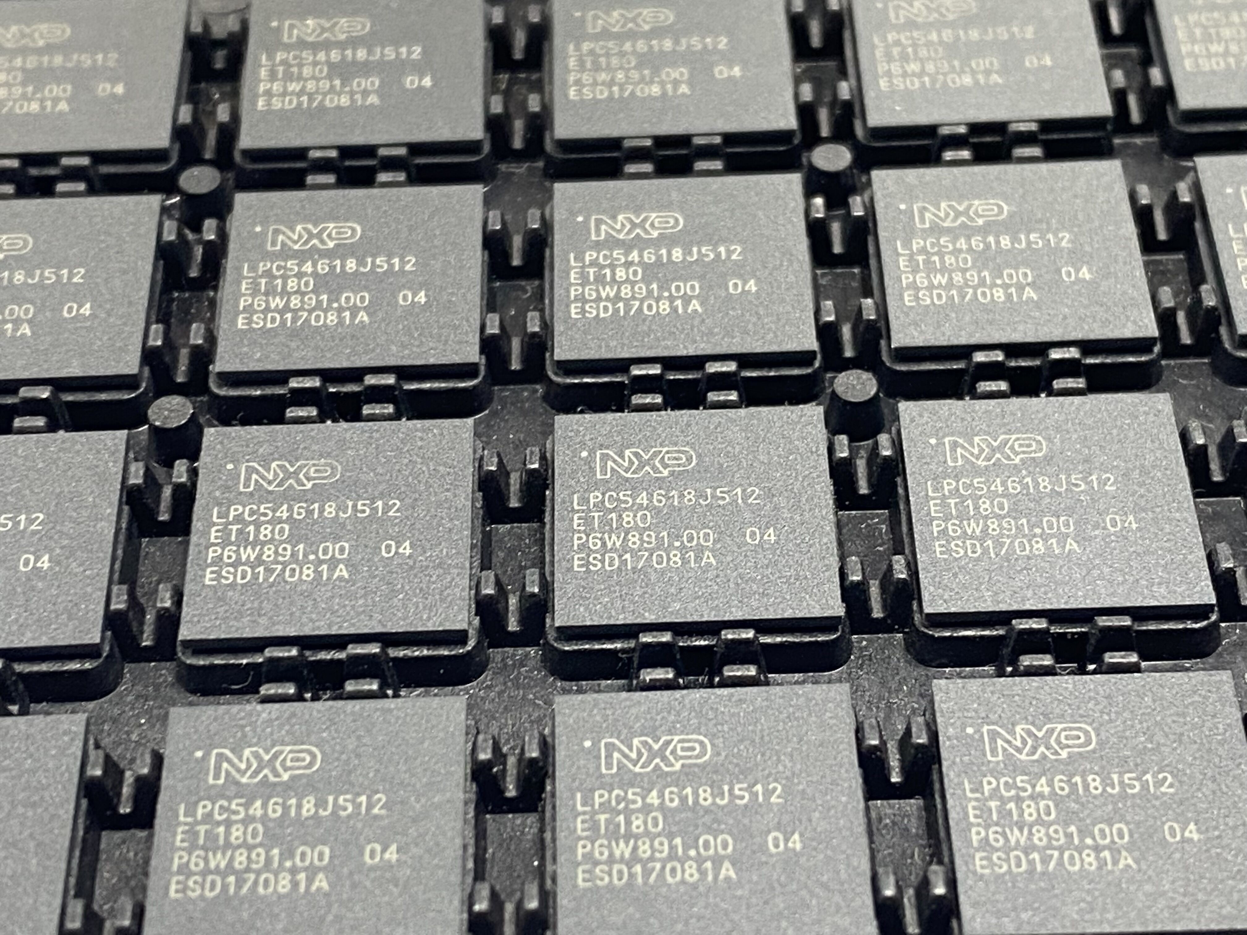 180TFBGA Microcontroller IC LPC54618J512ET180E LPC546xx MCU