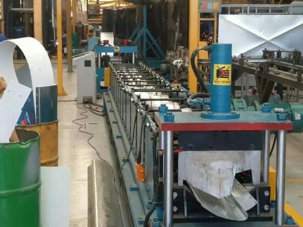 Quality 12-15 M / Min Metal Cold Roll Forming Equipment Seamless Seamless Gutter Machine for sale