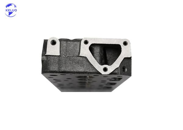 Quality Standard Size Engine Cylinder Head Kubota Engine D902 for sale