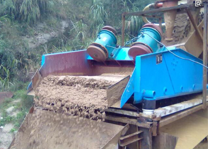 Different Model Fine Sand Washing Linear Dewatering Inclined Vibration Vibrating Screen Machine