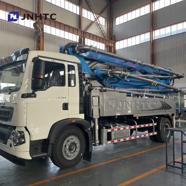 Quality HOWO 37M 6x4 Chassis Concrete Pump Truck Diesel Engine for sale