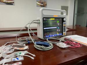 China 12.1 Inch Modular Neonate Patient Monitor With 3 Leads ECG NIBP SPO2 Standard on sale