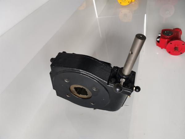 Quality IP65 Rated Clutch Gear Operators With Cast Steel Casing And NBR Sealing Materials for sale
