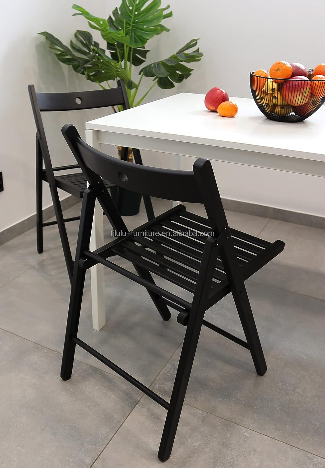 Modern Finish Nitrolacquer Wooden Folding Chairs for Hotel and Event Usage in 2023
