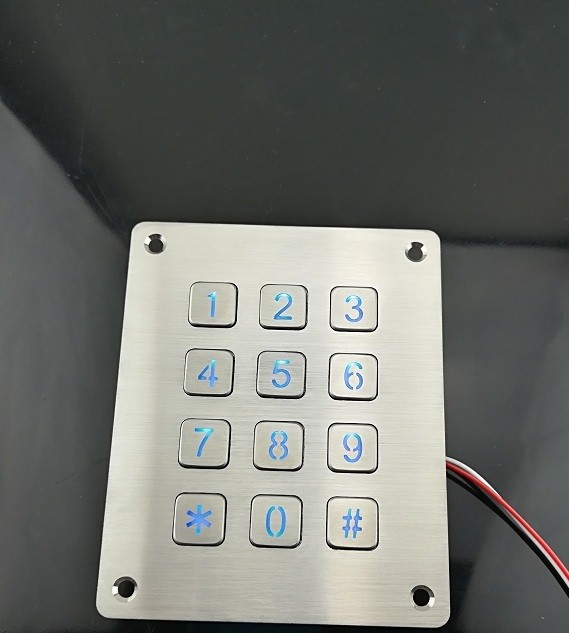 4x4 Layout Numeric Metal Keypad With 16 flat key buttons