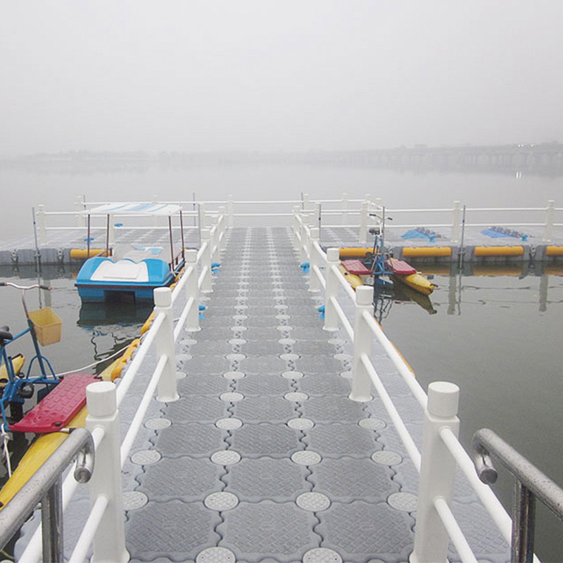 Modular Floating Dock HDPE Plastic Floating Pontoons Stable Platform For jet ski