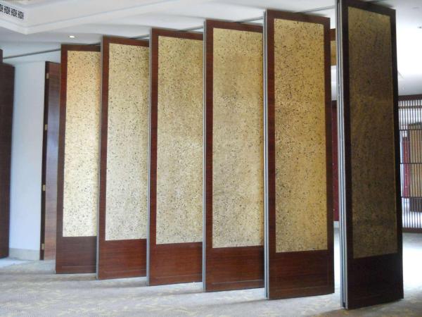 Quality Easy Operate Soundproof Sliding Partition Walls , Multi Color Folding Room Dividers for sale