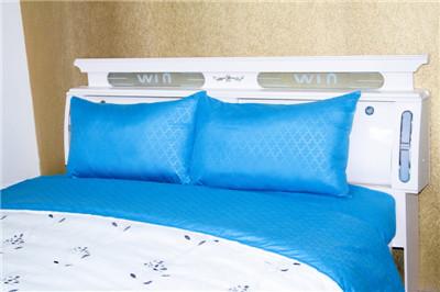 Quality Embossed Bedsheets 100% Polyester Sheets for sale