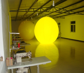 Giant inflatable color beach ball / pvc inflatable balloon for sale