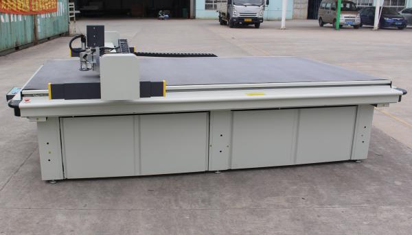 Quality Glass Fiber / Carbon Fiber Cutting Machine Built In CNC Control System for sale