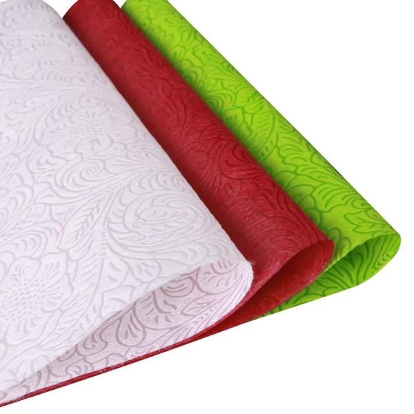 Quality Disposable Nonwoven Table Cloth Recyclable Waterproof 40-80gsm for sale