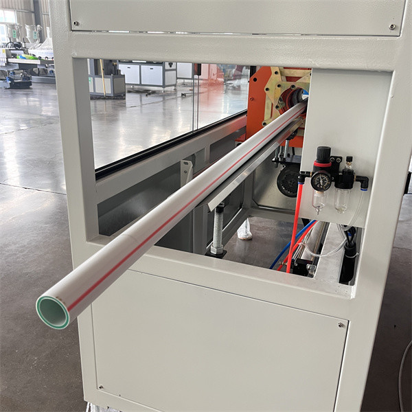 HDPE Plastic Pipe Making Machine , Agricultural Irrigation Pipe Gas Tube Production Line