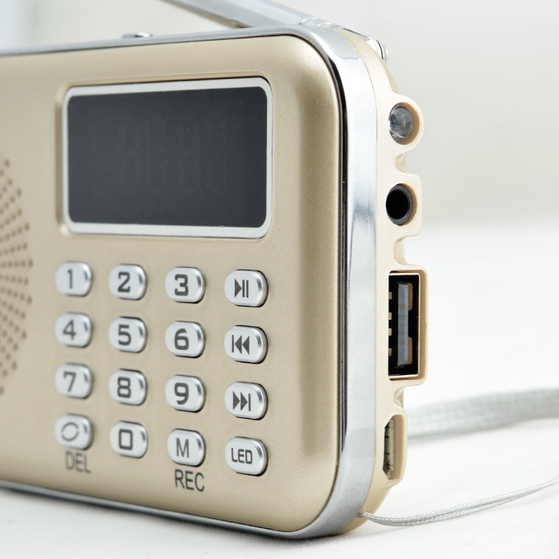87.5mhz 108mhz Hand Held FM Radio With TF USB MP3 Multifunctional
