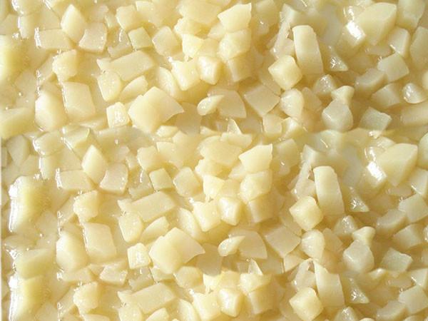 Quality IQF Frozen White Peach Dice / Cube, peeled and pitted, blanched for sale