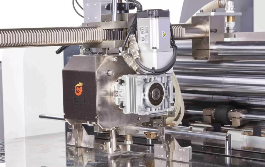 Fully Automatic High-Speed And High-Efficiency Double-Channel Rigid Box Forming Machine 50 Pairs Per Min