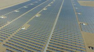 China Solar Tracking System With Smart Solar Tracker Controller Battery on sale