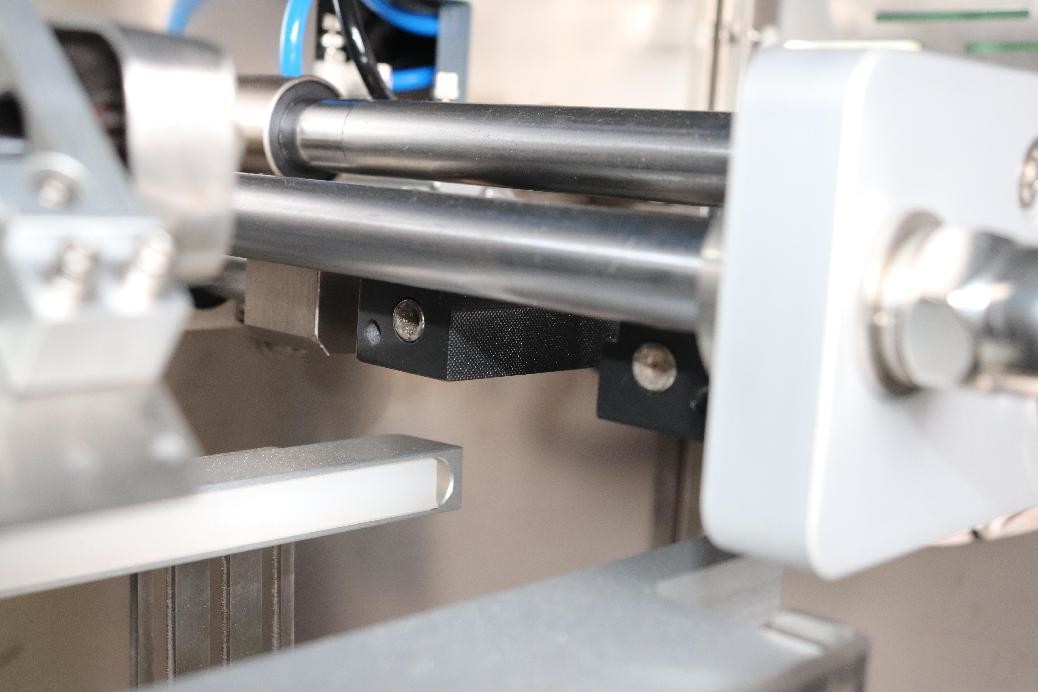 Automatic Small Premade Pouch Packing Machine For 3C Products Bucket Chain Filling Type