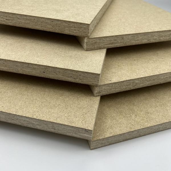 Quality 550-650kg/m3 OSB Oriented Strand Board Multipurpose Lightweight for sale