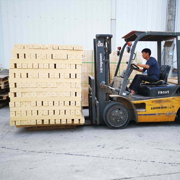 Triple Head Pressed EPAL Wood Pallet Block Maker Machine