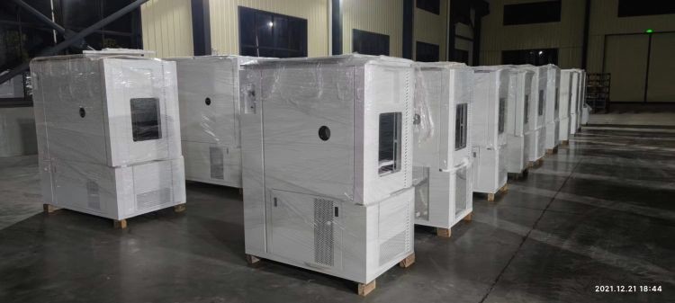 White B-T-225L Explosion Proof Test Chamber Temp Range 3-5℃/Min Temp Uniformity±1℃