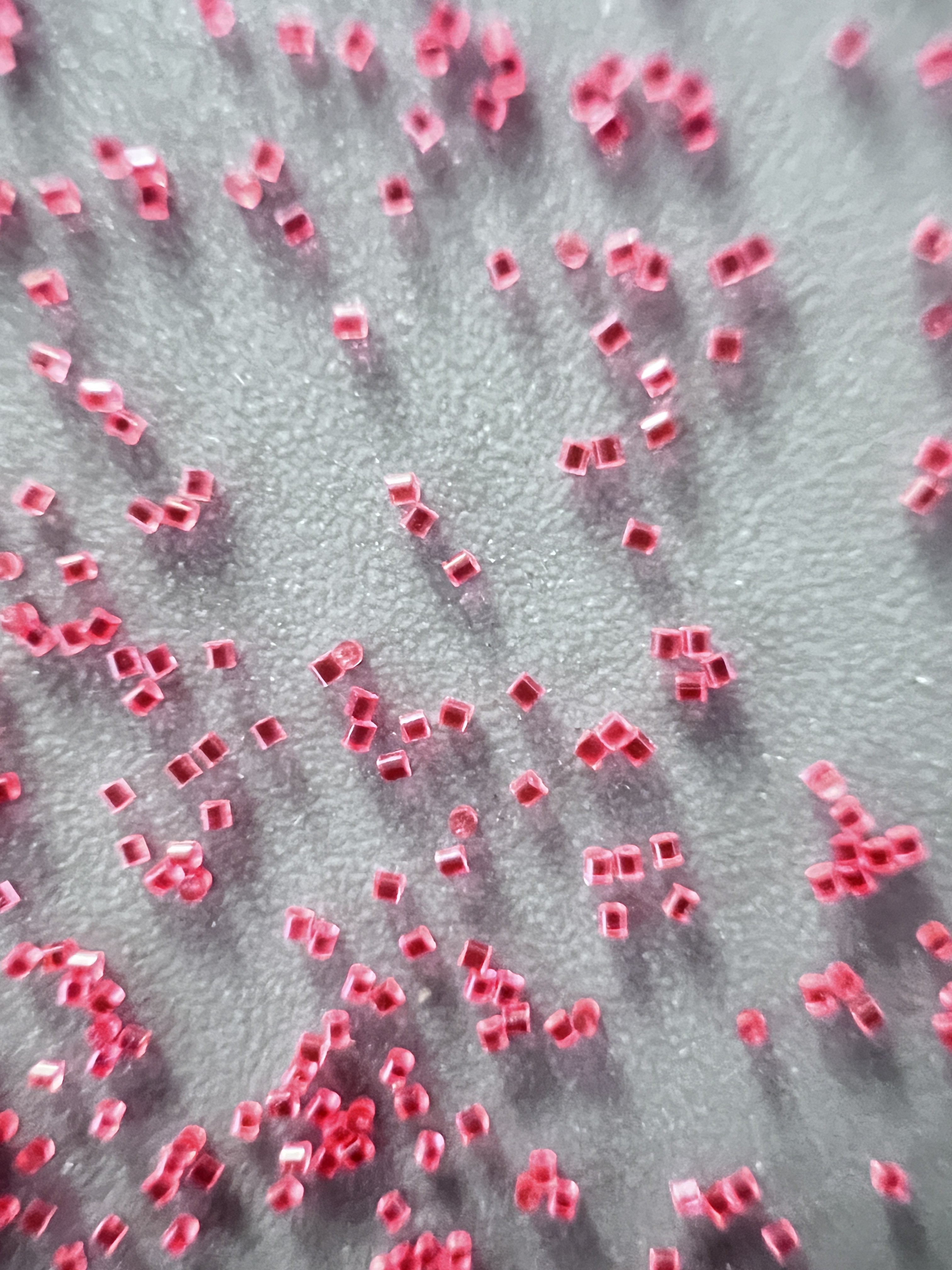 Red Nylon Plastic Blasting Media 0.3*0.3mm Bead Blast Plastic