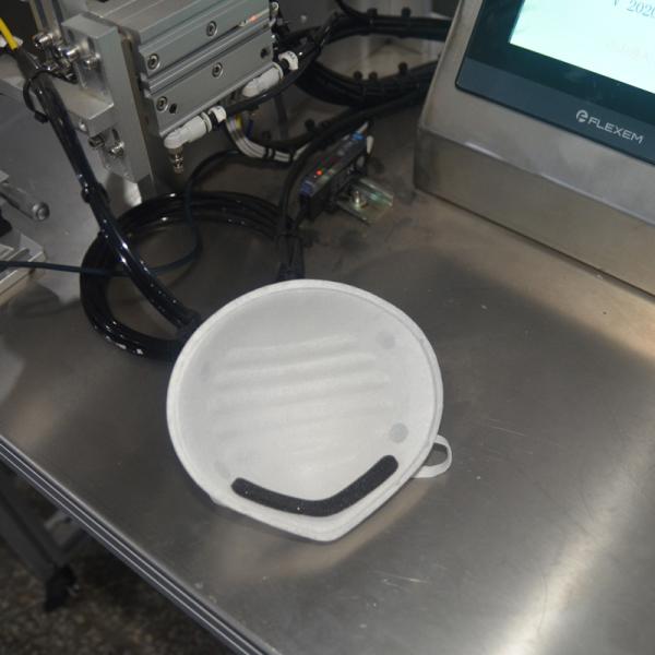 Plc Semi Automatic Face Mask Machine 1.5kw Power 30pcs/Min 30KGS