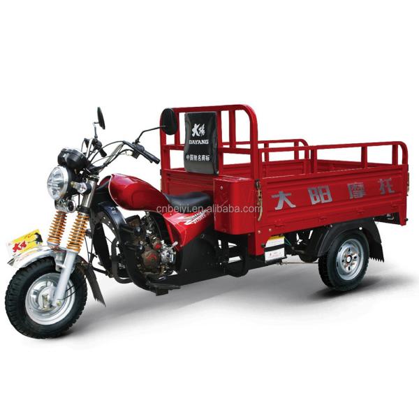 Quality Cargo Tricycle with 150cc Lifan Engine and 1000kg Loading Capacity for sale