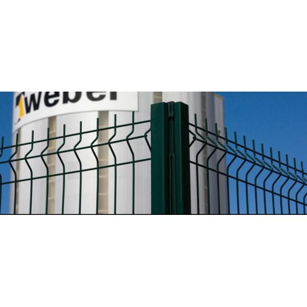 Pvc Coated Longlife Welded Wire Fencing With Triangle V Shape On Panel