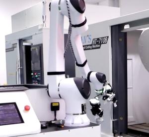 Buy cheap Cobot Robot Arm 6 Axis Cooperative Cutting System Reach 1300mm product