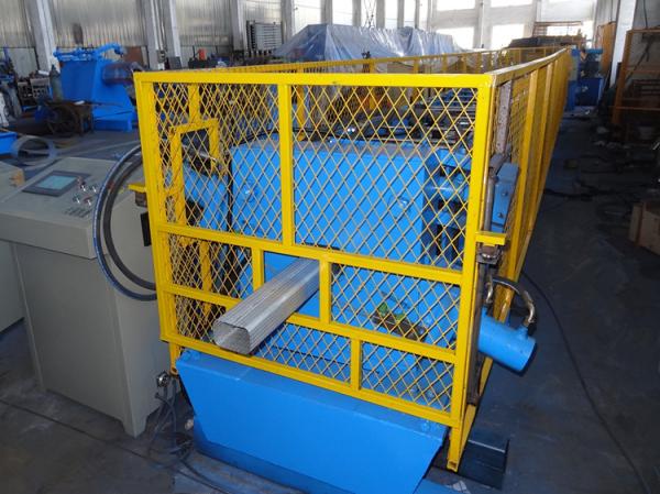 Quality Hydraulic Cutting Type Downspout Roll Forming Machine For Square Shape Down Pipes for sale