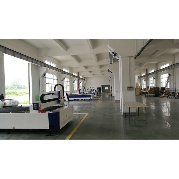 500W Metal Laser Cutting Machine / Laser Tube Cutting Machine Chiller Coolding Type