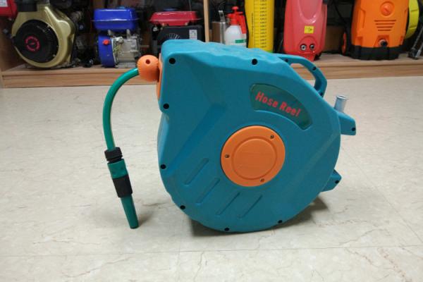 Quality Self-Laying System Retractable Water Hose Reel For Hose Neat Auto Retraction for sale