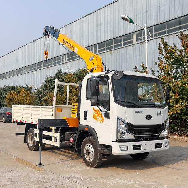 Quality small truck mounted crane truck 4x2 cargo truck with crane for sale