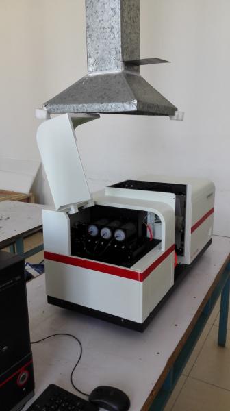 Quality 0.1nm Macylab Atomic Absorption Spectrophotometer 6 Lamps Flame 1800l/Mm Grating Ruling for sale
