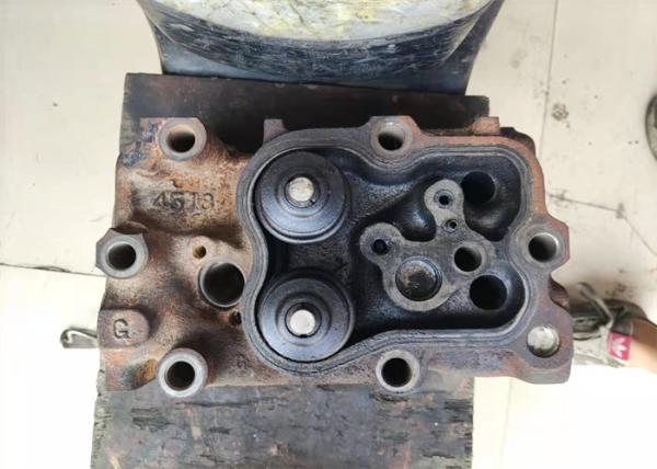 Quality 6D22 6D24 Used Diesel Engine Heads For Excavator HD1200 HD2045 ME996917 for sale